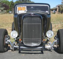 32 Ford 3 Window Coupe Choped Not Channeled - 06SEP13